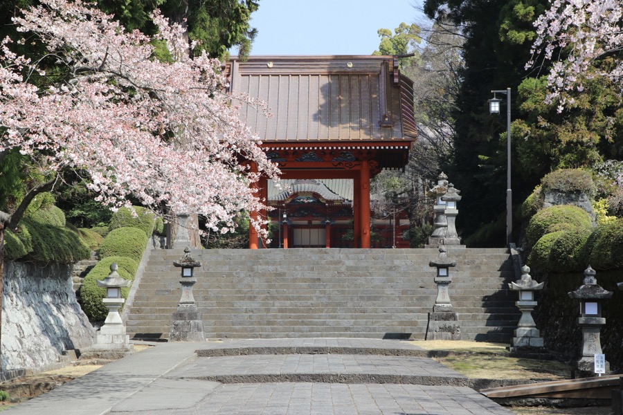 高橋肅道編【興門資料】日蓮正宗大石寺 Yahoo!オークション -「日蓮正宗 大石寺」(宗教) (人文、社会)の